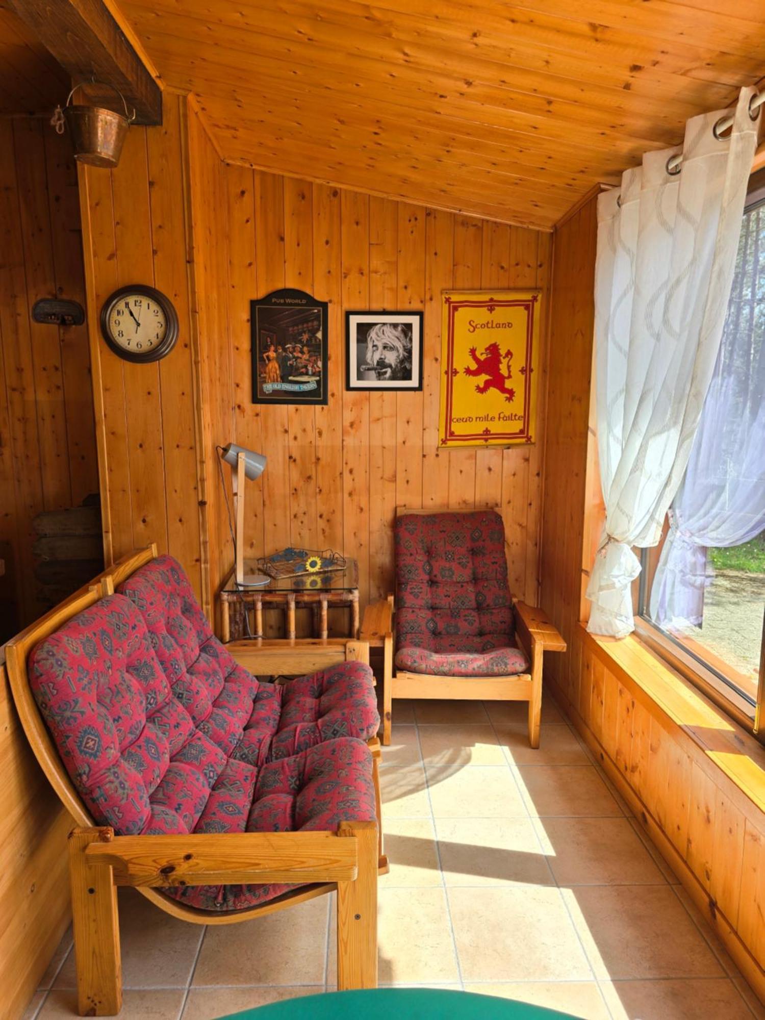 Chalet Natura La Taverna Dei 3 Porcellini Cavaliere  Exterior foto