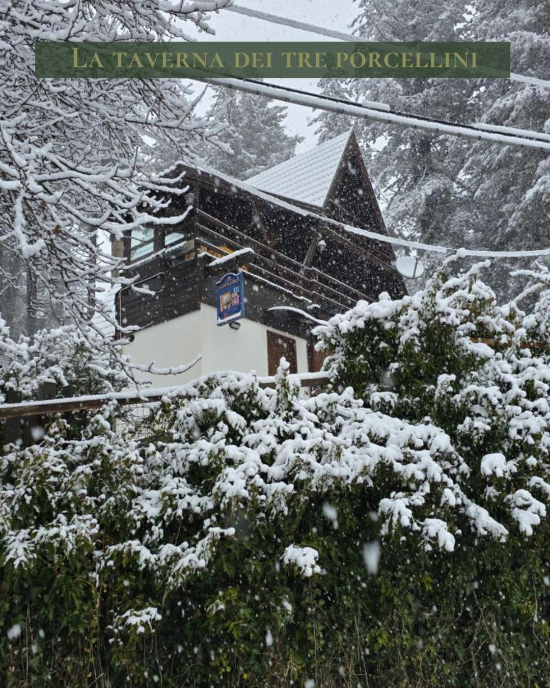 Chalet Natura La Taverna Dei 3 Porcellini Cavaliere  Exterior foto